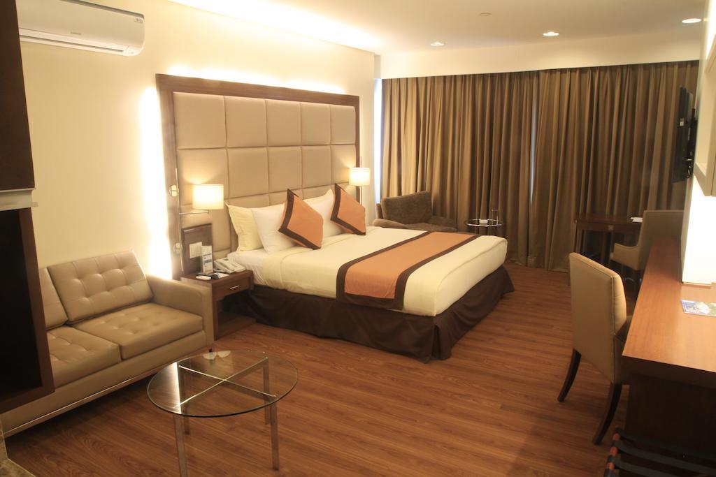 Santomas Suites Santo Tomas Buitenkant foto