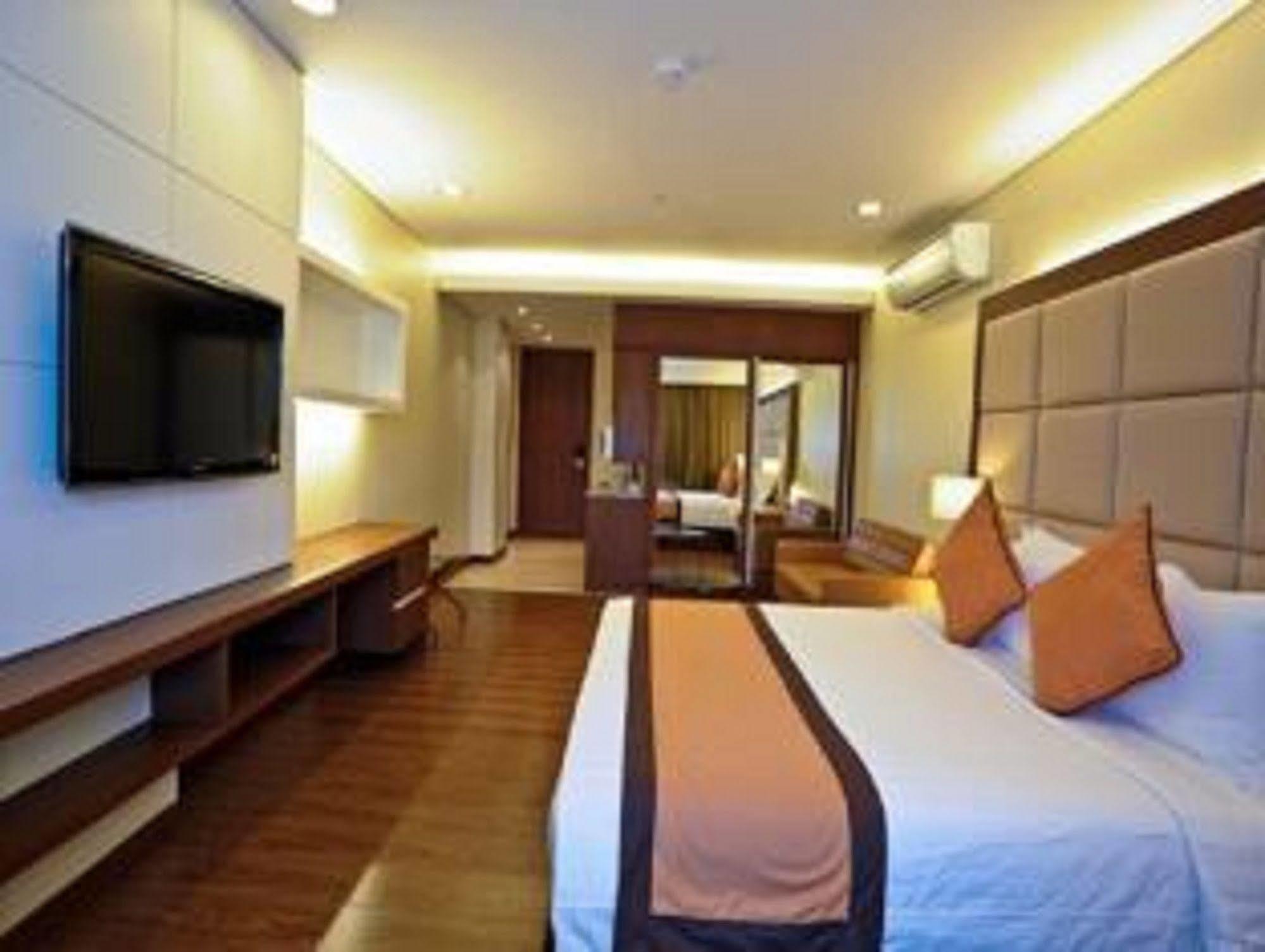 Santomas Suites Santo Tomas Buitenkant foto
