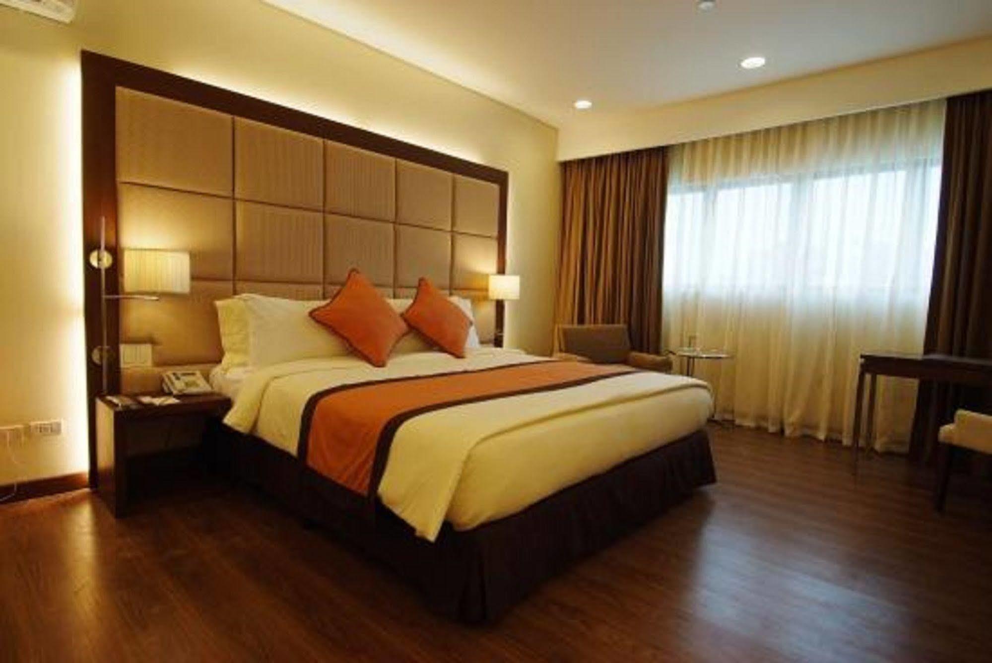 Santomas Suites Santo Tomas Buitenkant foto